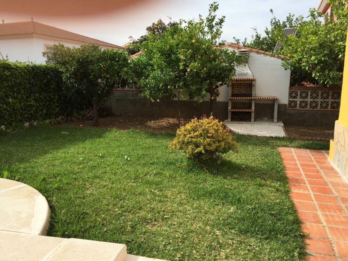 Chalet Con Barbacoa, Chimenea Y Piscina En Alhaurin De La Torre "No Emitimos Factura" Exterior foto